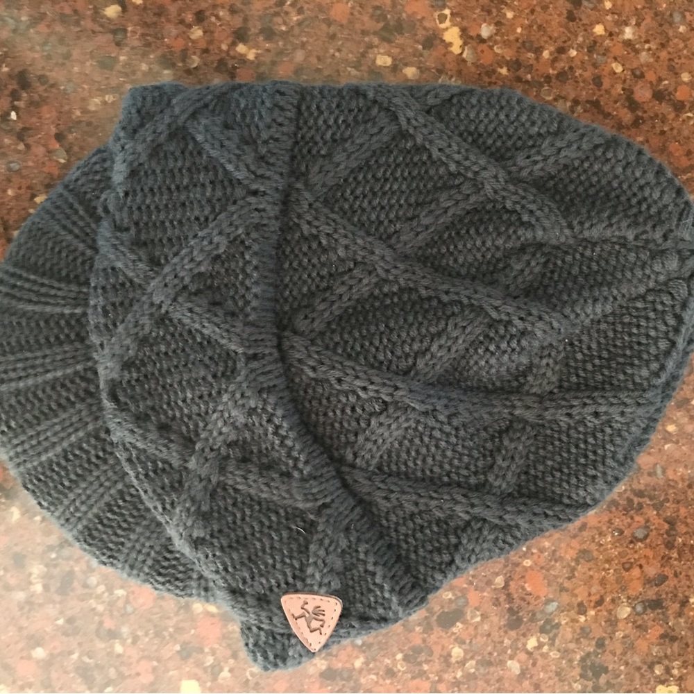 Shred Alert Y2K NWT Women’s Knit Hat